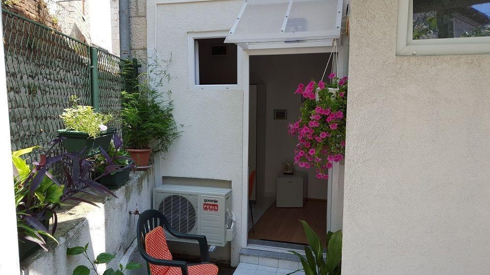 Stipan Studio & Room Split Exterior photo