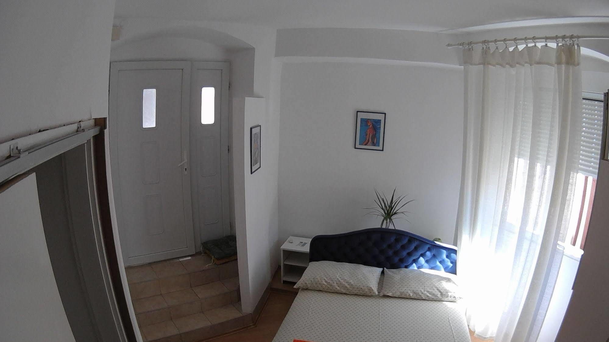 Stipan Studio & Room Split Exterior photo